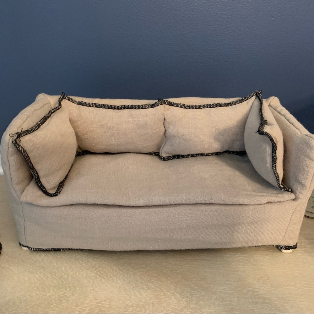 Maileg Linen Mini Doll Sofa/ Couch, Beige NWT